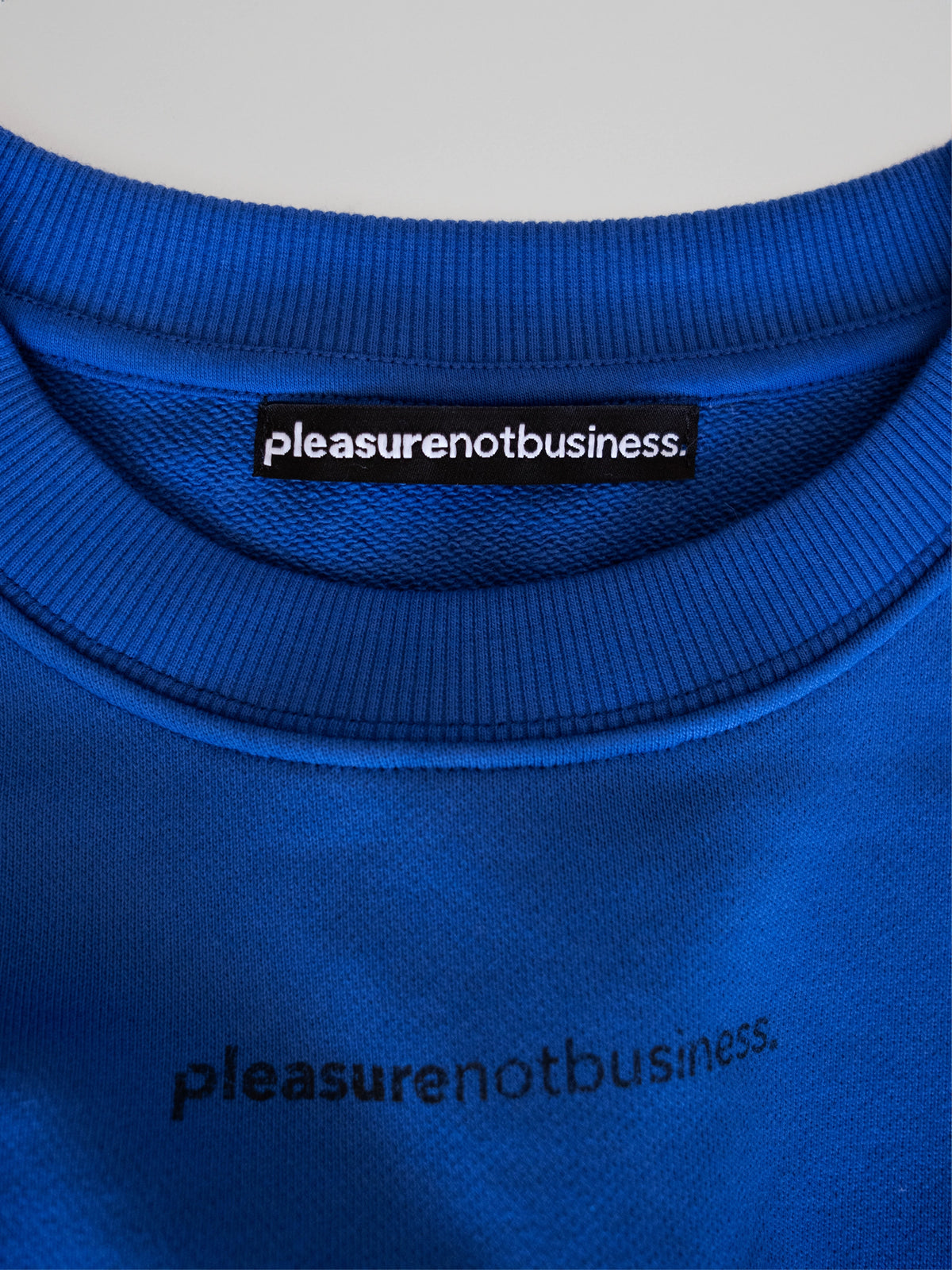 Logo Crew Blue